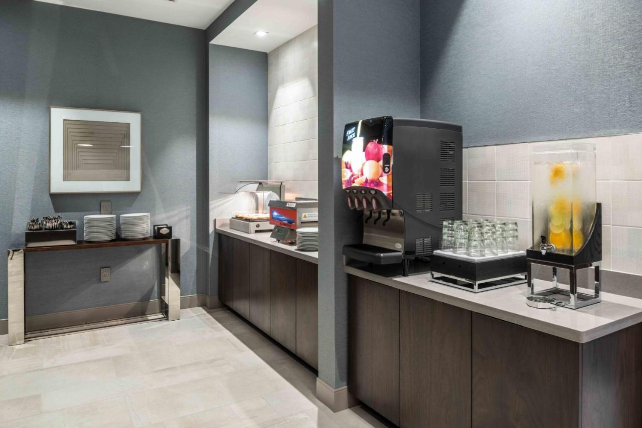 Staybridge Suites - Quincy By Ihg Екстер'єр фото
